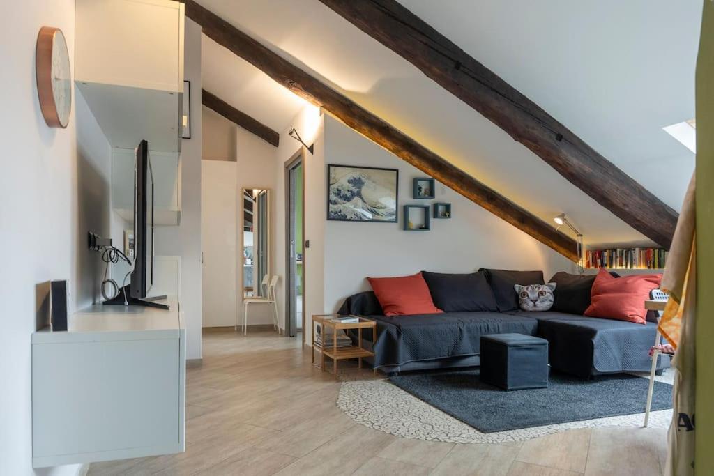 Cozy Attic In The City Center Torino Eksteriør billede